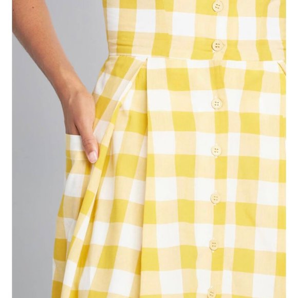 Emily and Fin Midi Dress - Picture 5 of 7